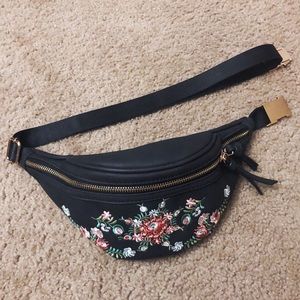 Embroidered fanny pack